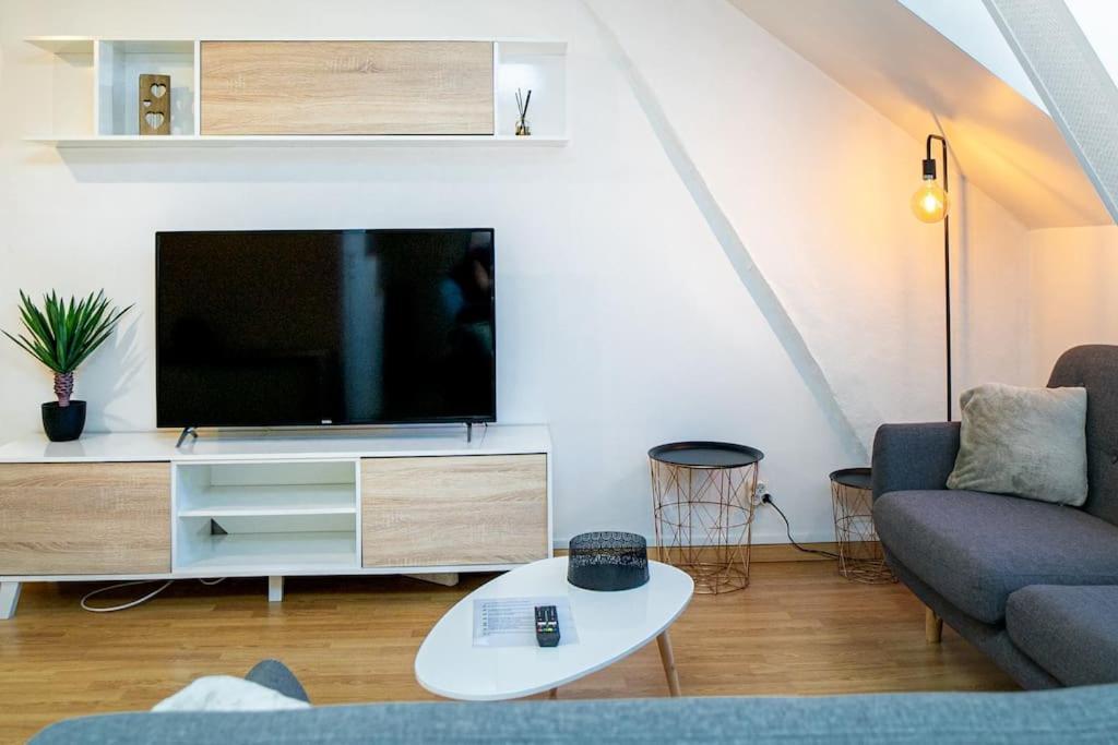 New Place Gramont-Proche Chateau Apartment Pau Bagian luar foto